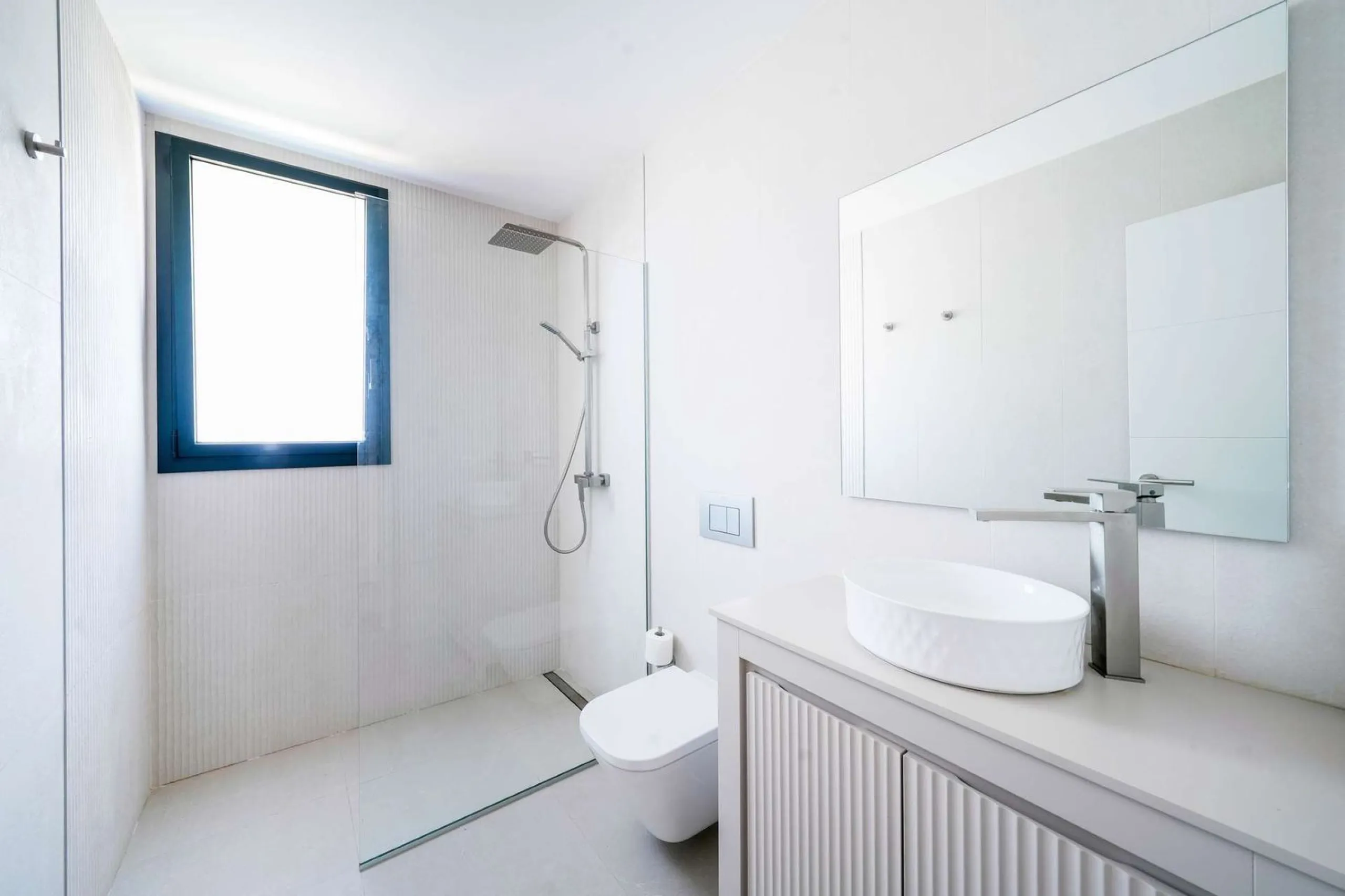 Modern and bright villa with sea views in Els Pinars, Lloret de Mar
