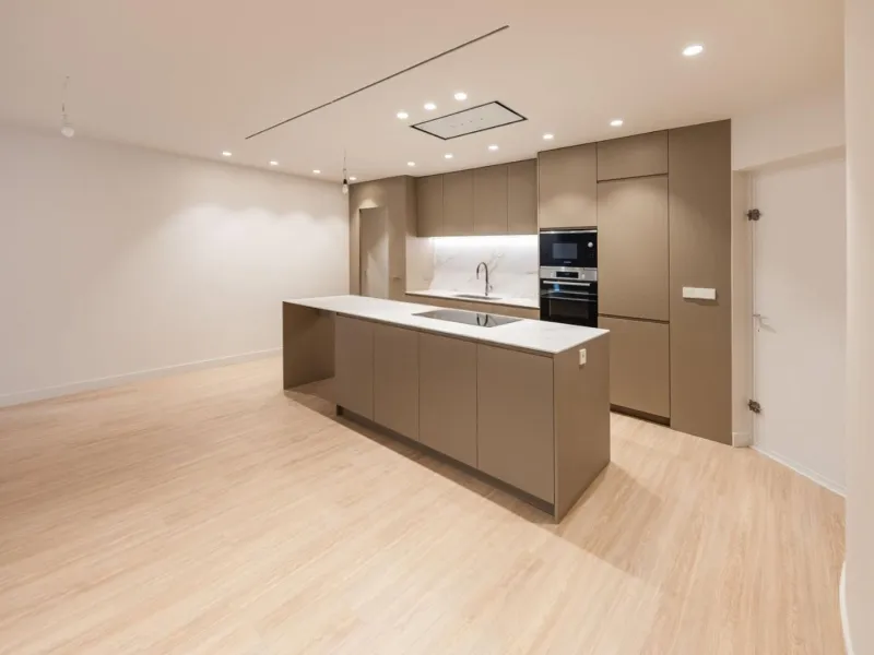 Exclusive renovated apartment with private garden in Barcelona