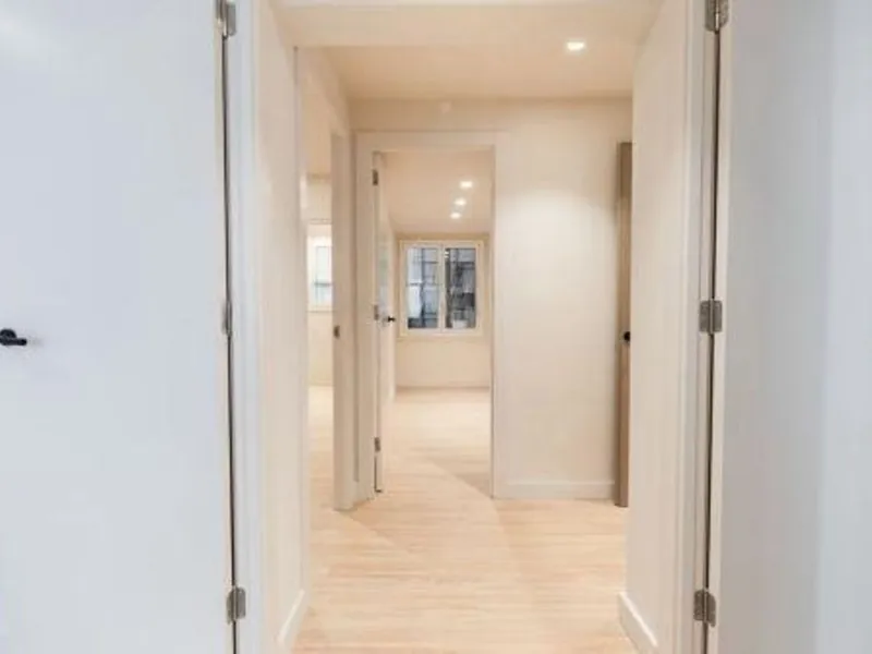 Exclusive renovated apartment with private garden in Barcelona
