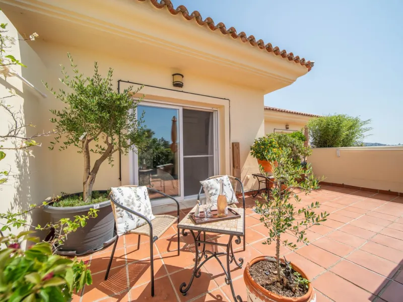 Apartment - Penthouse в продаже в Mijas, Málaga. В доме 3 спален и 2 ванных комнат. Площадь дома 118 м²