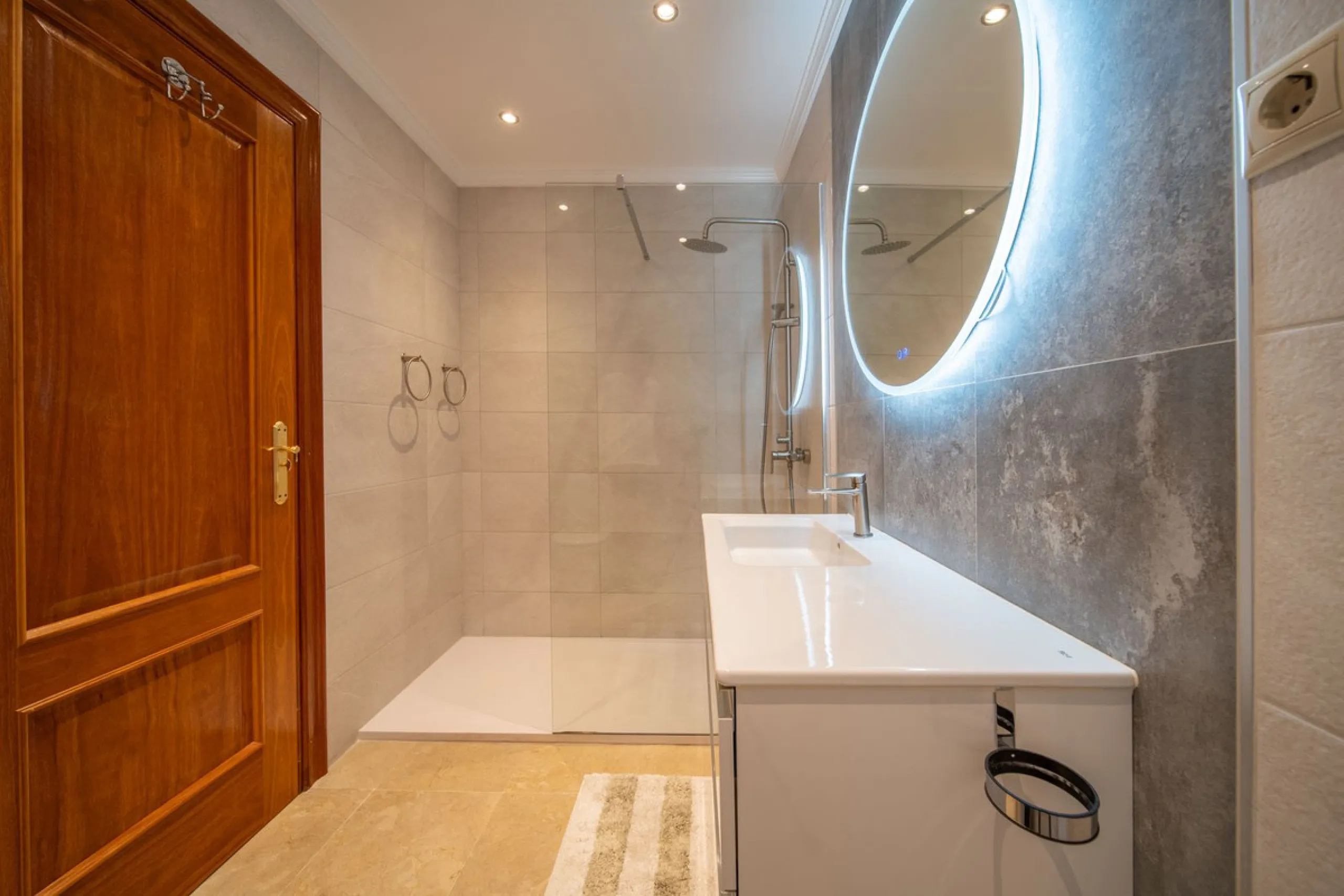 Apartment - Penthouse в продаже в Mijas, Málaga. В доме 3 спален и 2 ванных комнат. Площадь дома 118 м²