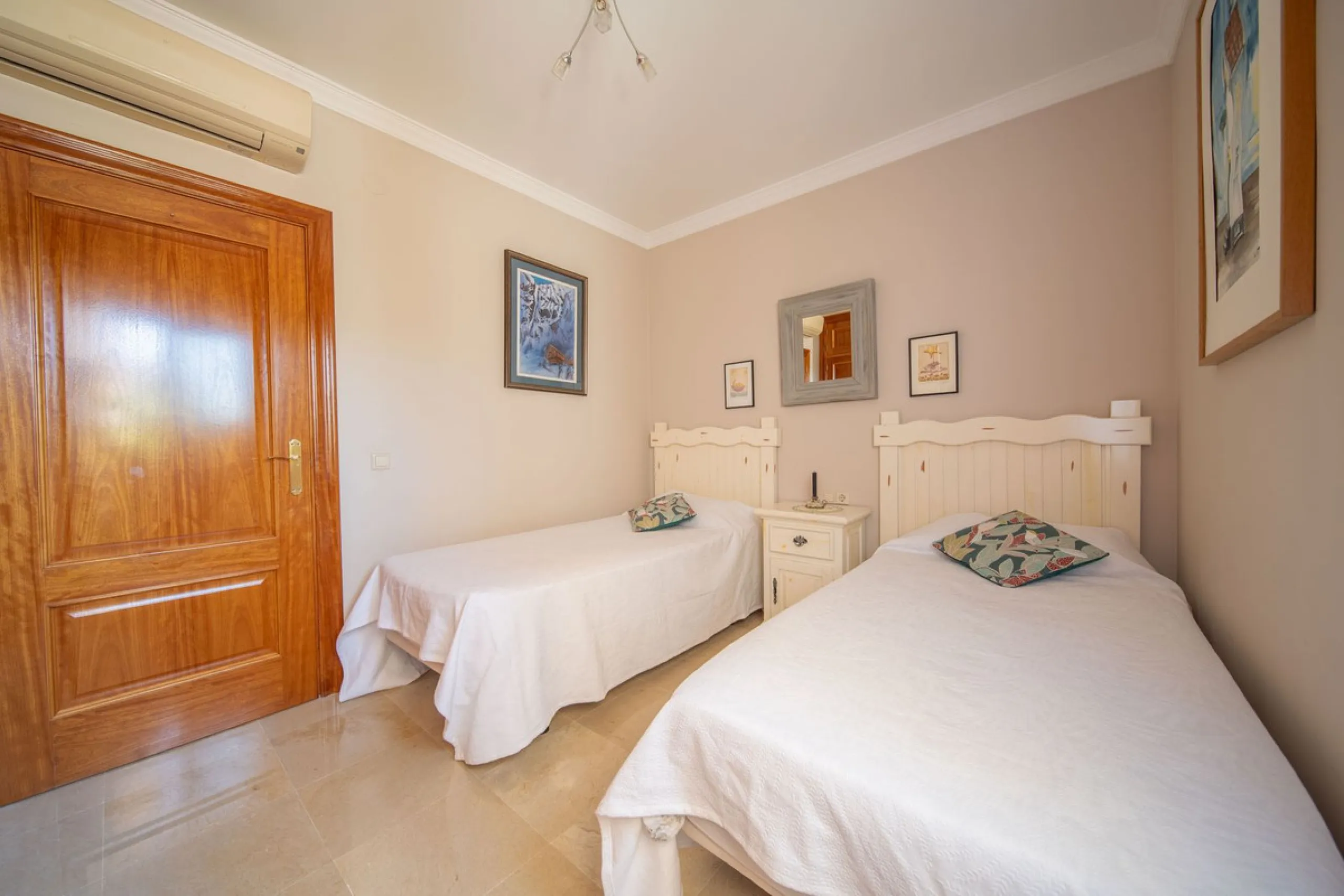 Apartment - Penthouse в продаже в Mijas, Málaga. В доме 3 спален и 2 ванных комнат. Площадь дома 118 м²