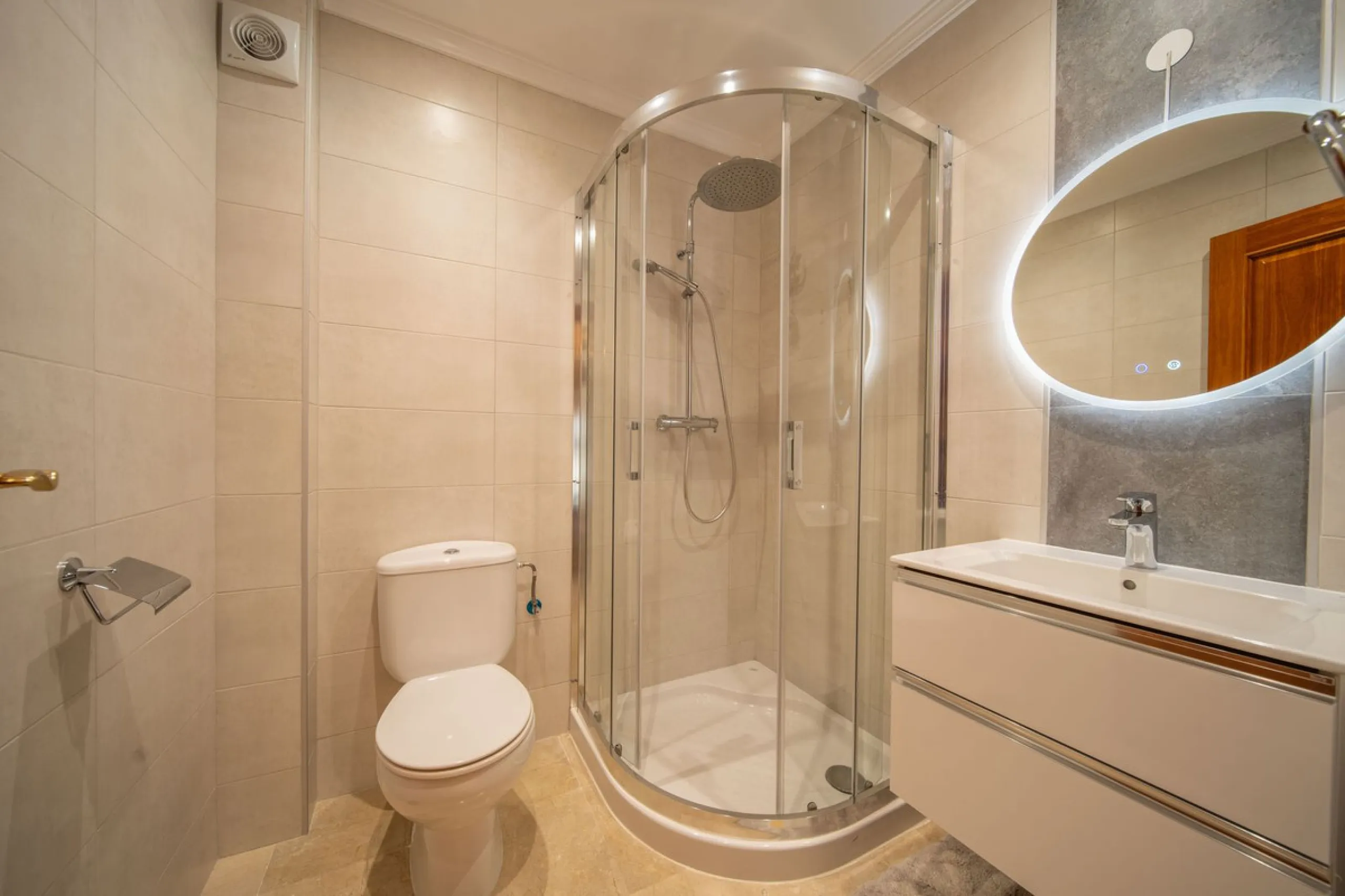 Apartment - Penthouse в продаже в Mijas, Málaga. В доме 3 спален и 2 ванных комнат. Площадь дома 118 м²