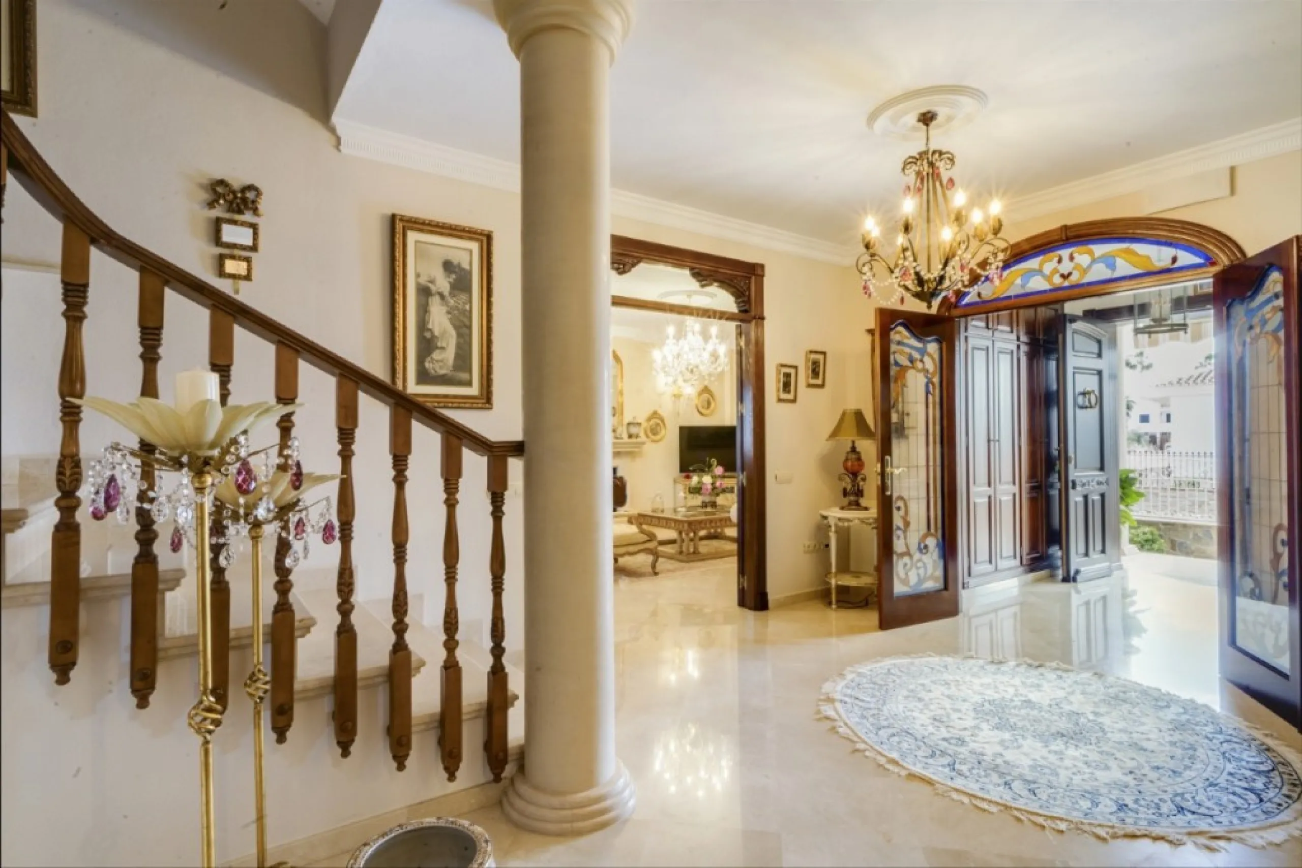 House - Detached Villa в продаже в Alhaurín el Grande, Málaga. В доме 6 спален и 4 ванных комнат. Площадь дома 391 м². Площадь участка 751 м²