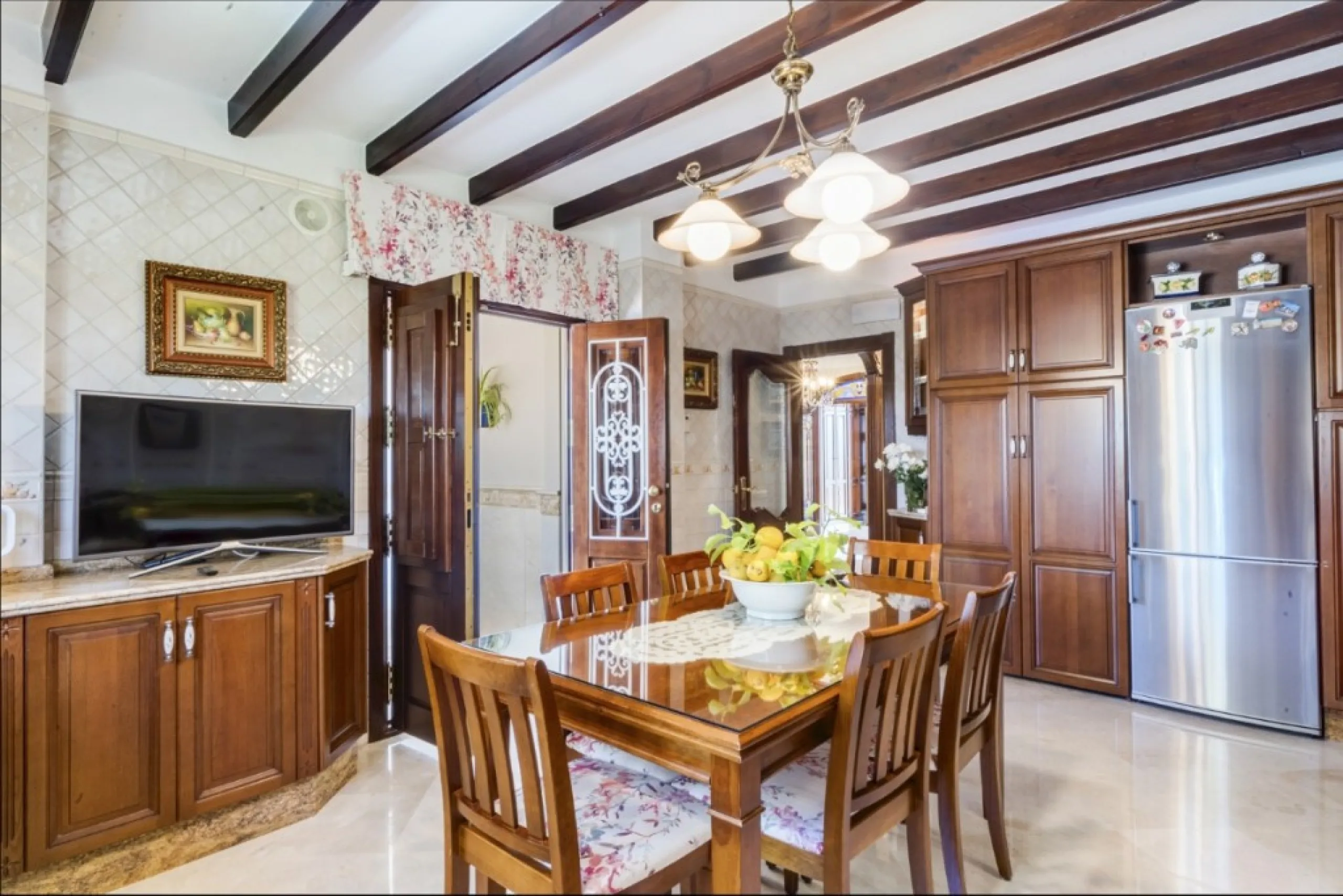 House - Detached Villa в продаже в Alhaurín el Grande, Málaga. В доме 6 спален и 4 ванных комнат. Площадь дома 391 м². Площадь участка 751 м²
