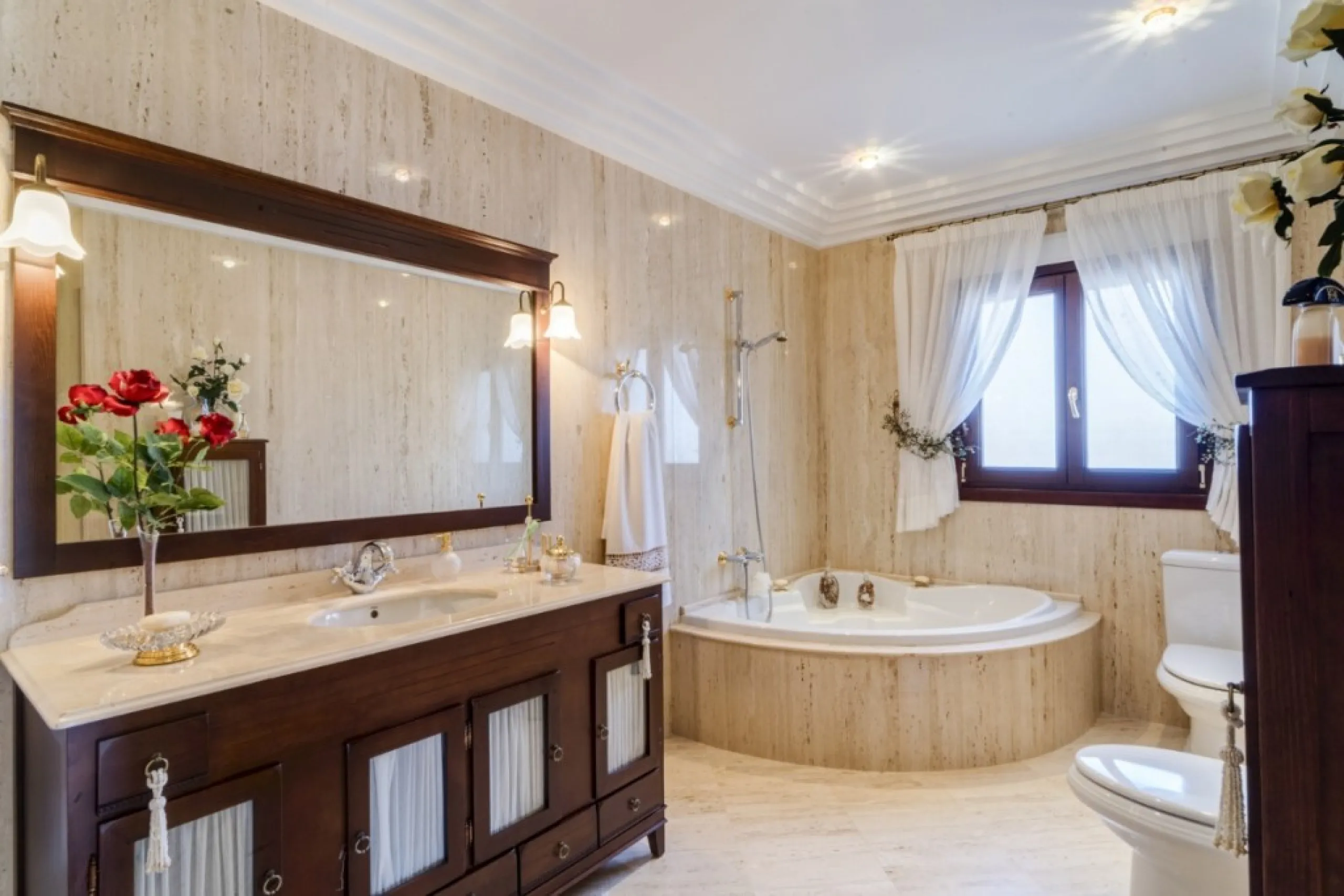House - Detached Villa в продаже в Alhaurín el Grande, Málaga. В доме 6 спален и 4 ванных комнат. Площадь дома 391 м². Площадь участка 751 м²