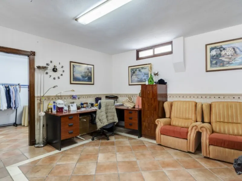House - Detached Villa в продаже в Alhaurín el Grande, Málaga. В доме 6 спален и 4 ванных комнат. Площадь дома 391 м². Площадь участка 751 м²