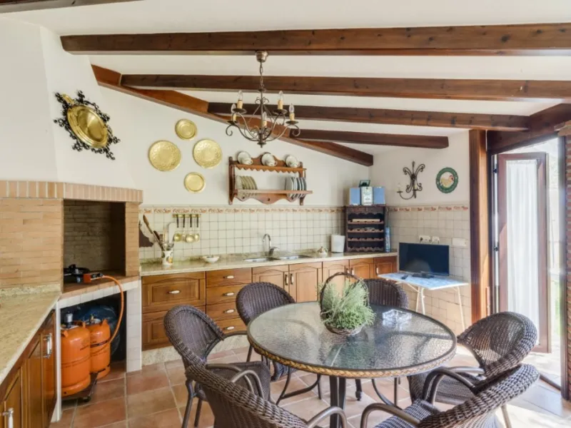 House - Detached Villa в продаже в Alhaurín el Grande, Málaga. В доме 6 спален и 4 ванных комнат. Площадь дома 391 м². Площадь участка 751 м²