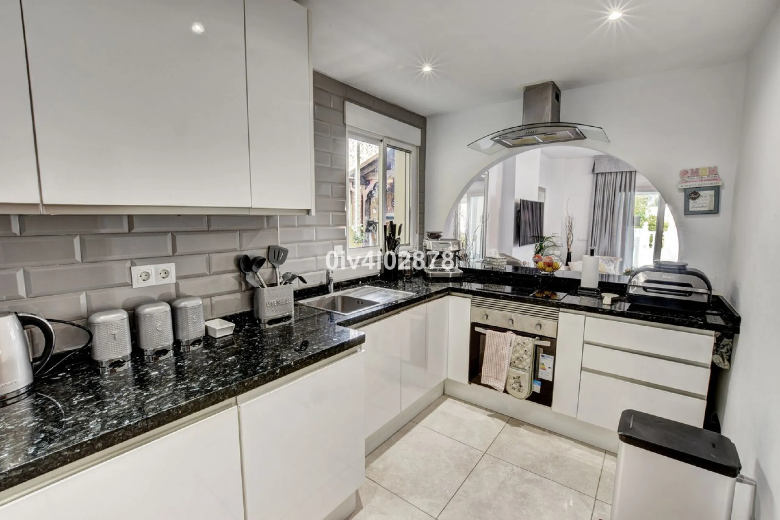 Prime Benalmádena Costa Residence with Guest Apartment, Pool, and Sea Views
