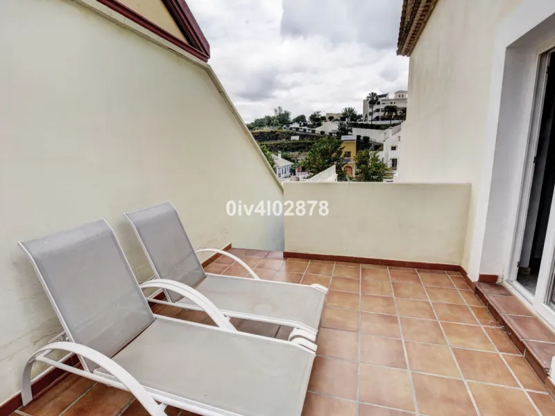 Prime Benalmádena Costa Residence with Guest Apartment, Pool, and Sea Views