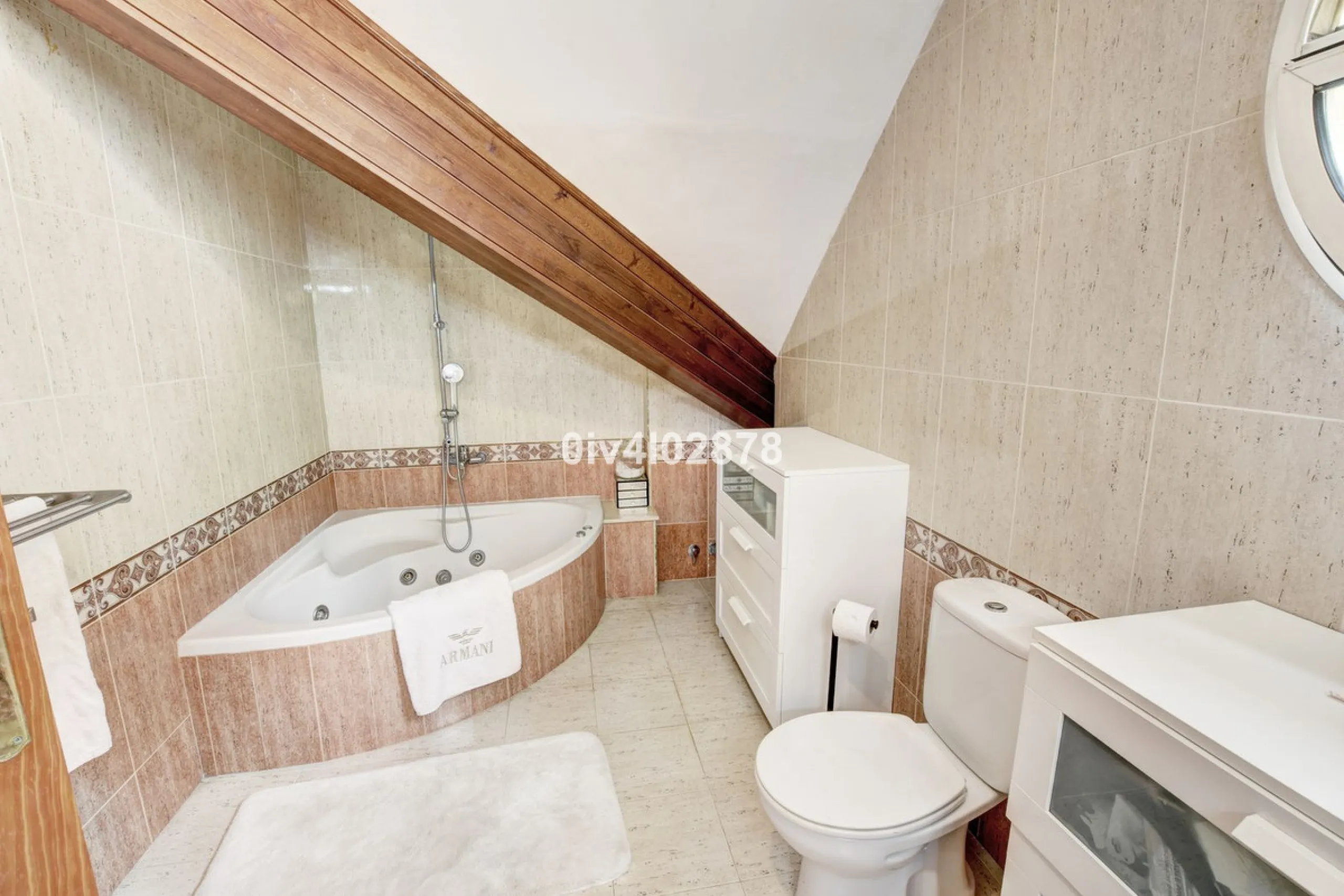 Prime Benalmádena Costa Residence with Guest Apartment, Pool, and Sea Views
