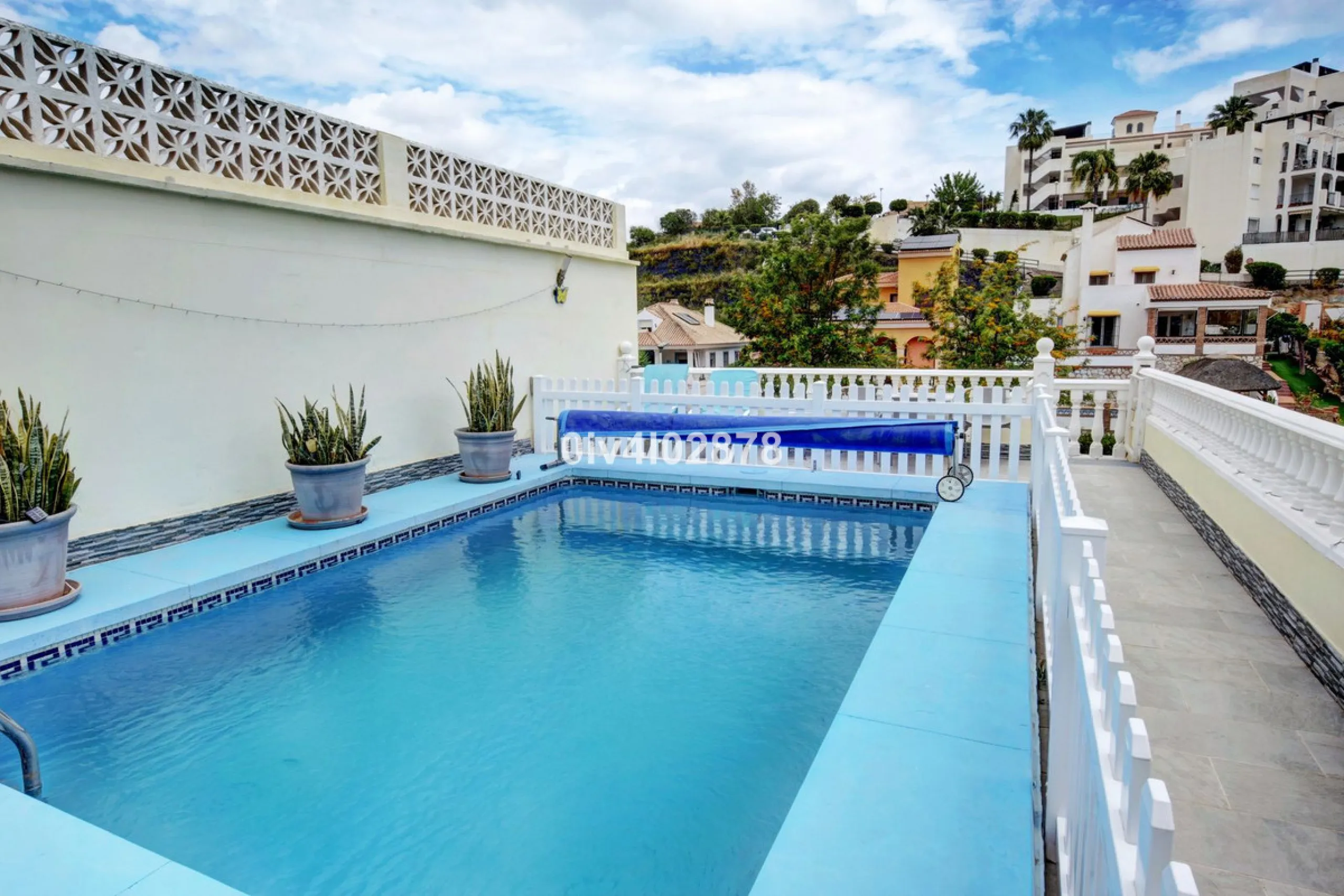 Prime Benalmádena Costa Residence with Guest Apartment, Pool, and Sea Views