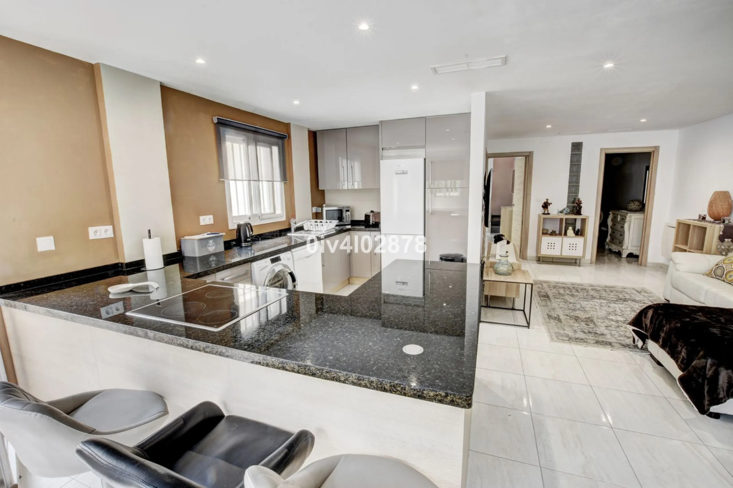 Prime Benalmádena Costa Residence with Guest Apartment, Pool, and Sea Views