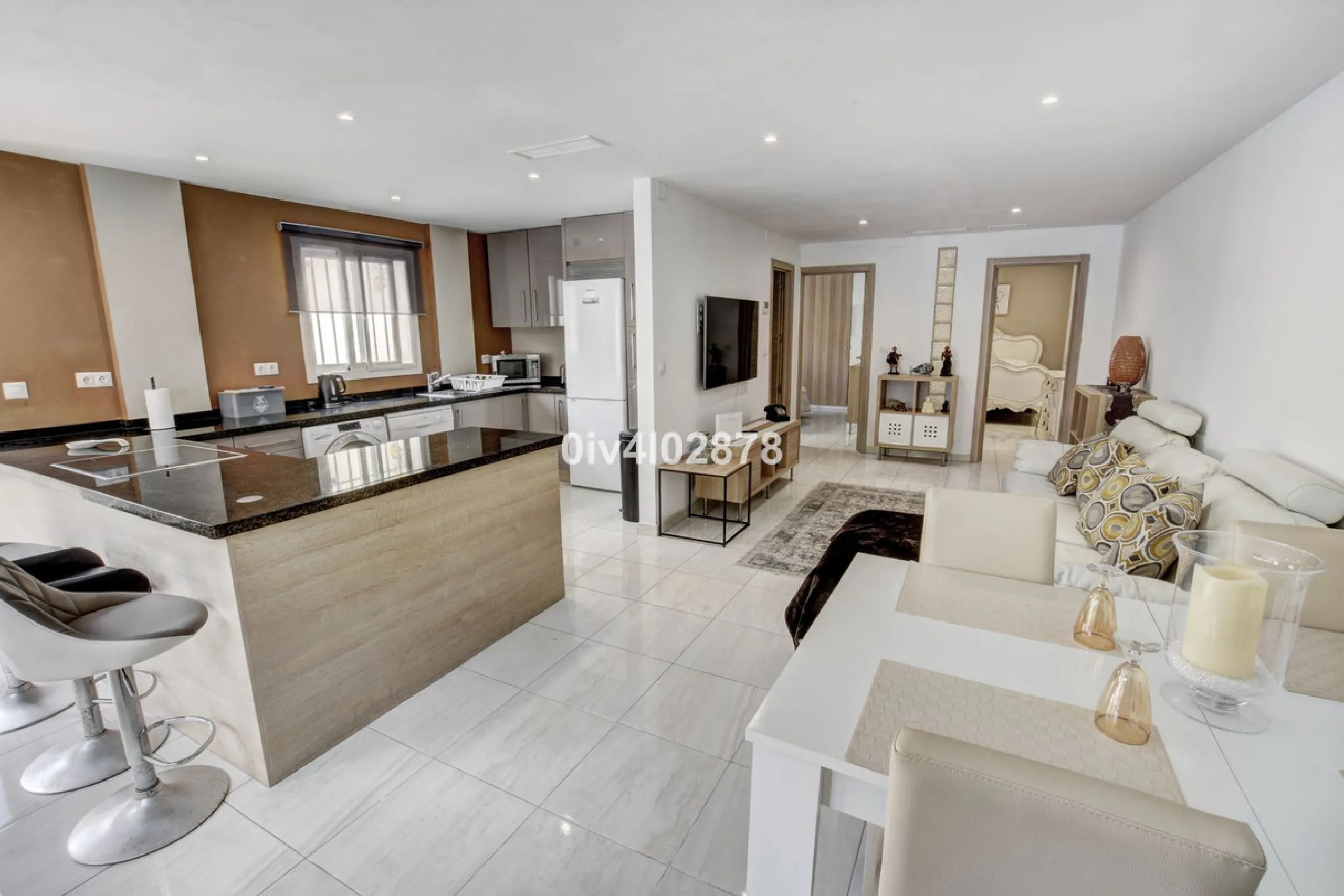 Prime Benalmádena Costa Residence with Guest Apartment, Pool, and Sea Views
