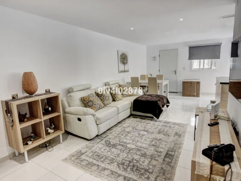 Prime Benalmádena Costa Residence with Guest Apartment, Pool, and Sea Views