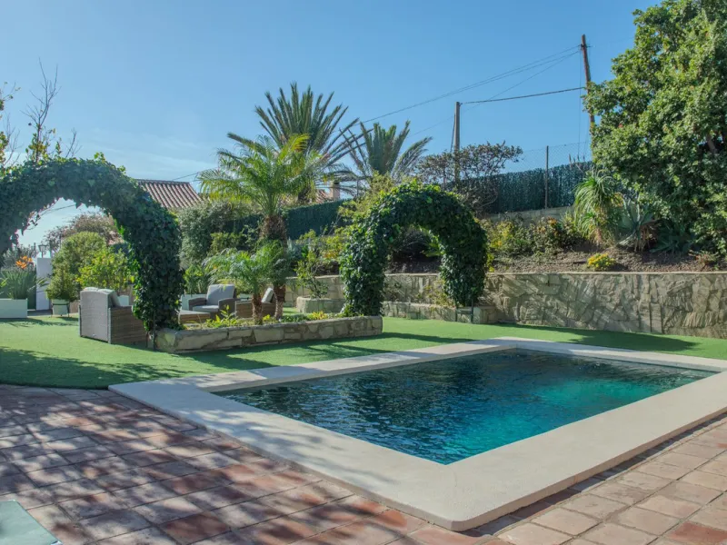 Charming Country Villa with Two Independent Homes, Private Pools & Stunning Views – Frigiliana