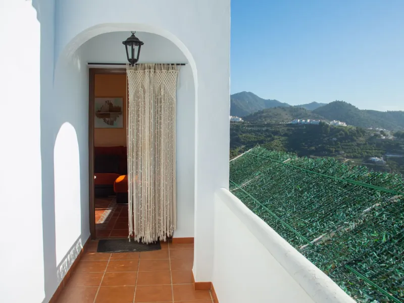 Charming Country Villa with Two Independent Homes, Private Pools & Stunning Views – Frigiliana