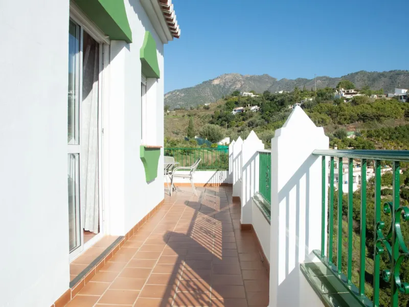 Charming Country Villa with Two Independent Homes, Private Pools & Stunning Views – Frigiliana