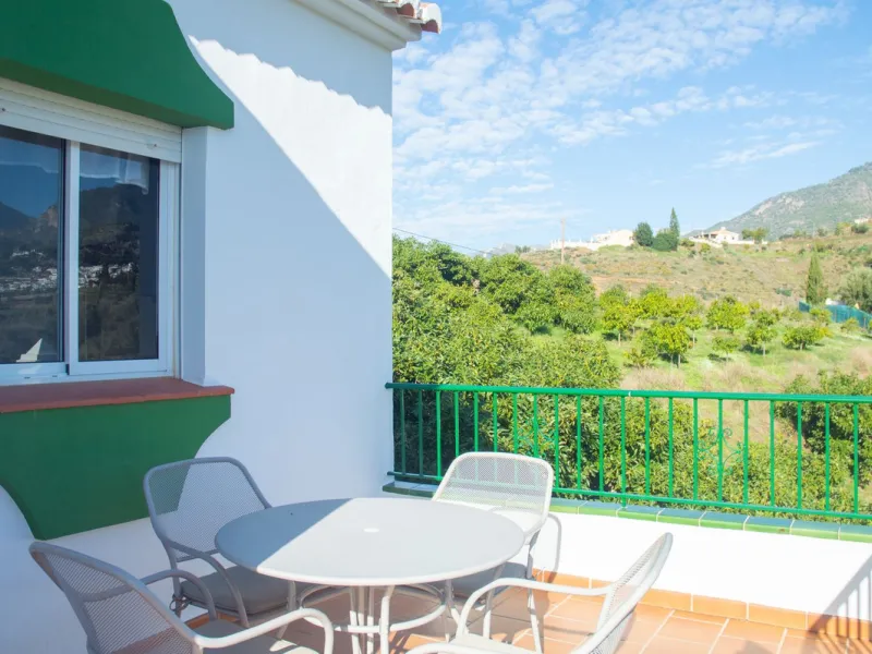 Charming Country Villa with Two Independent Homes, Private Pools & Stunning Views – Frigiliana
