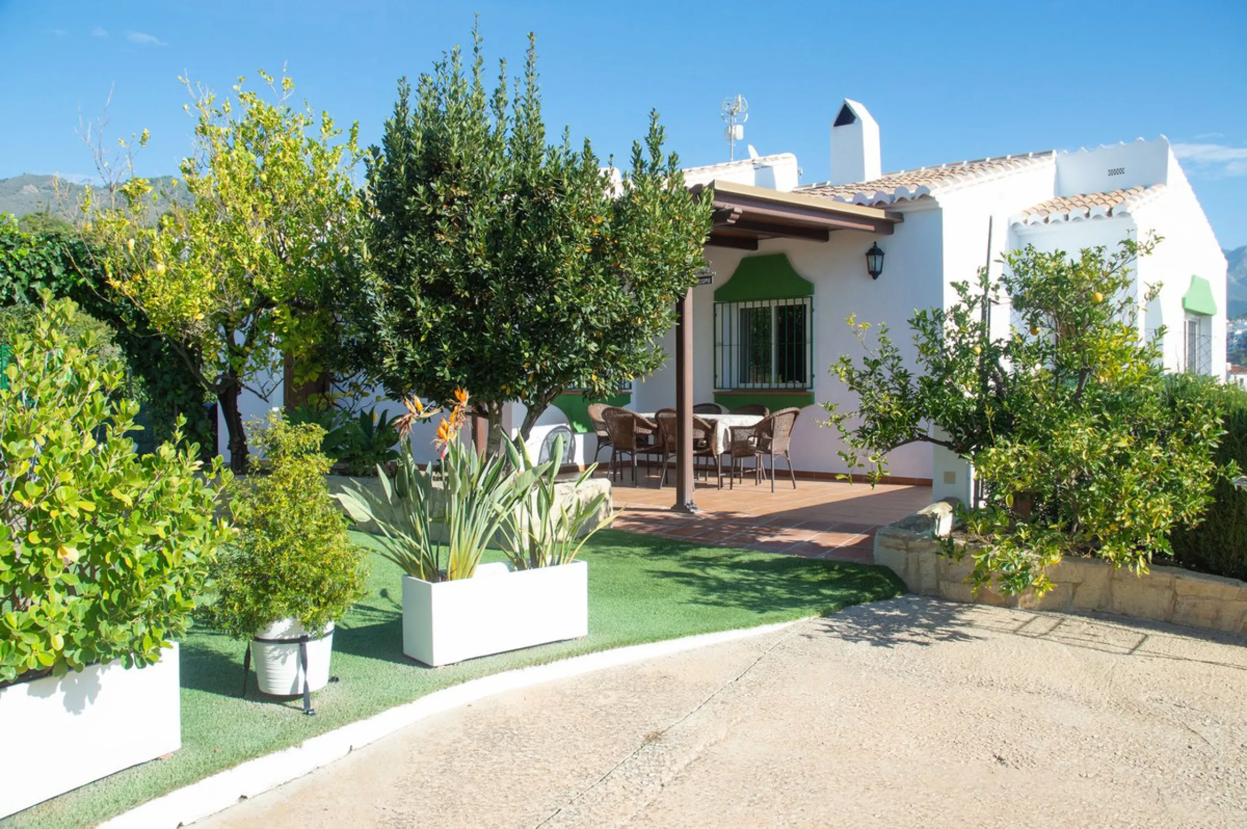 Charming Country Villa with Two Independent Homes, Private Pools & Stunning Views – Frigiliana