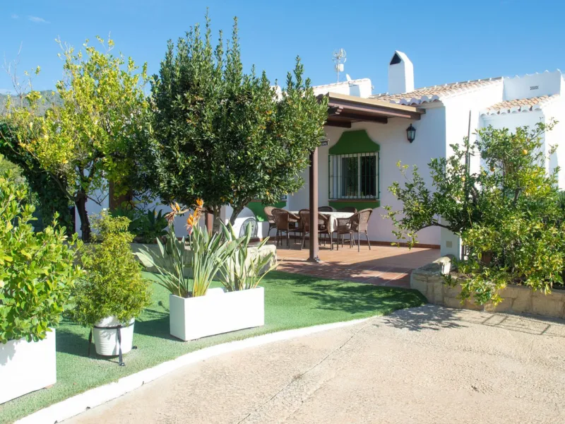 Charming Country Villa with Two Independent Homes, Private Pools & Stunning Views – Frigiliana