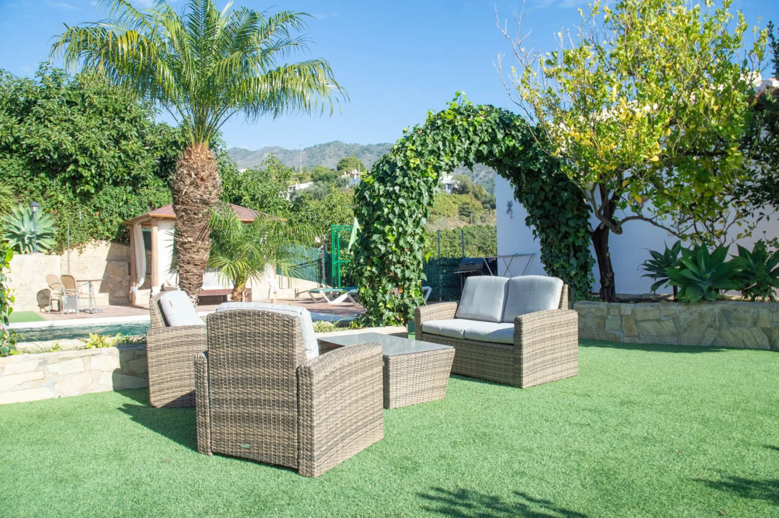 Charming Country Villa with Two Independent Homes, Private Pools & Stunning Views – Frigiliana