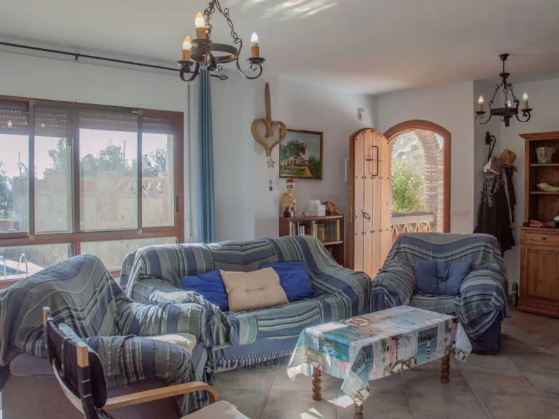 Charming Country Villa with Two Independent Homes, Private Pools & Stunning Views – Frigiliana