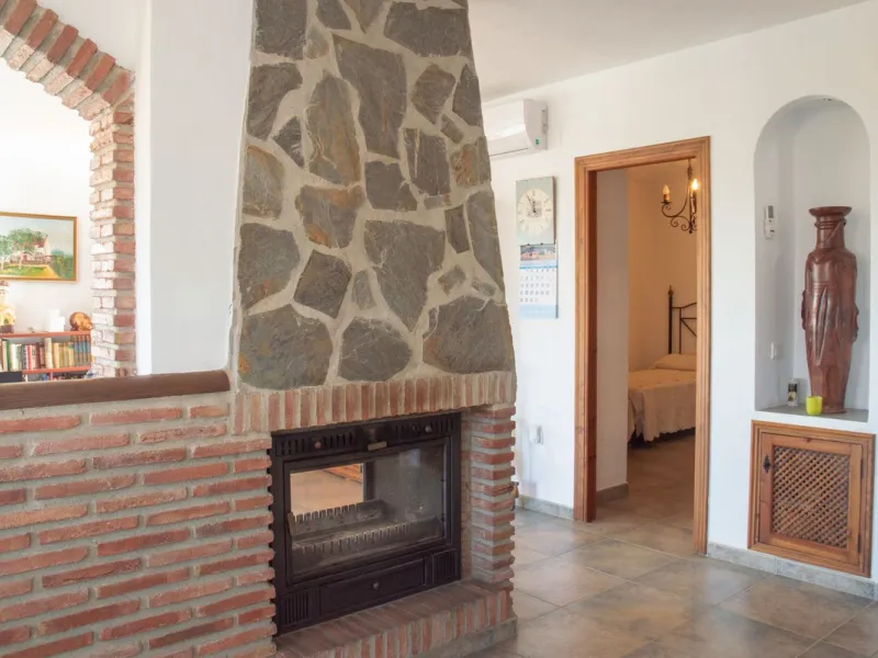 Charming Country Villa with Two Independent Homes, Private Pools & Stunning Views – Frigiliana