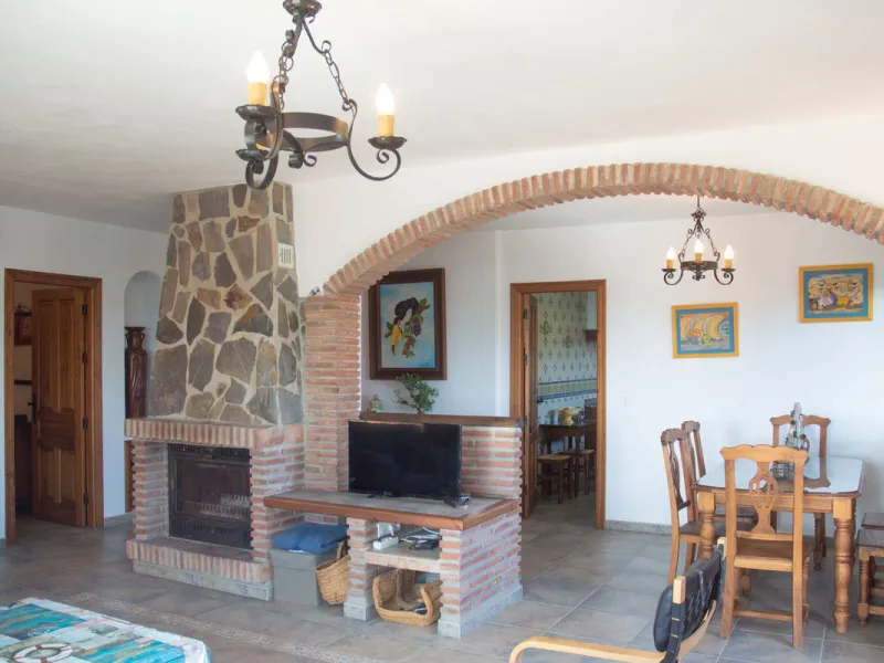 Charming Country Villa with Two Independent Homes, Private Pools & Stunning Views – Frigiliana