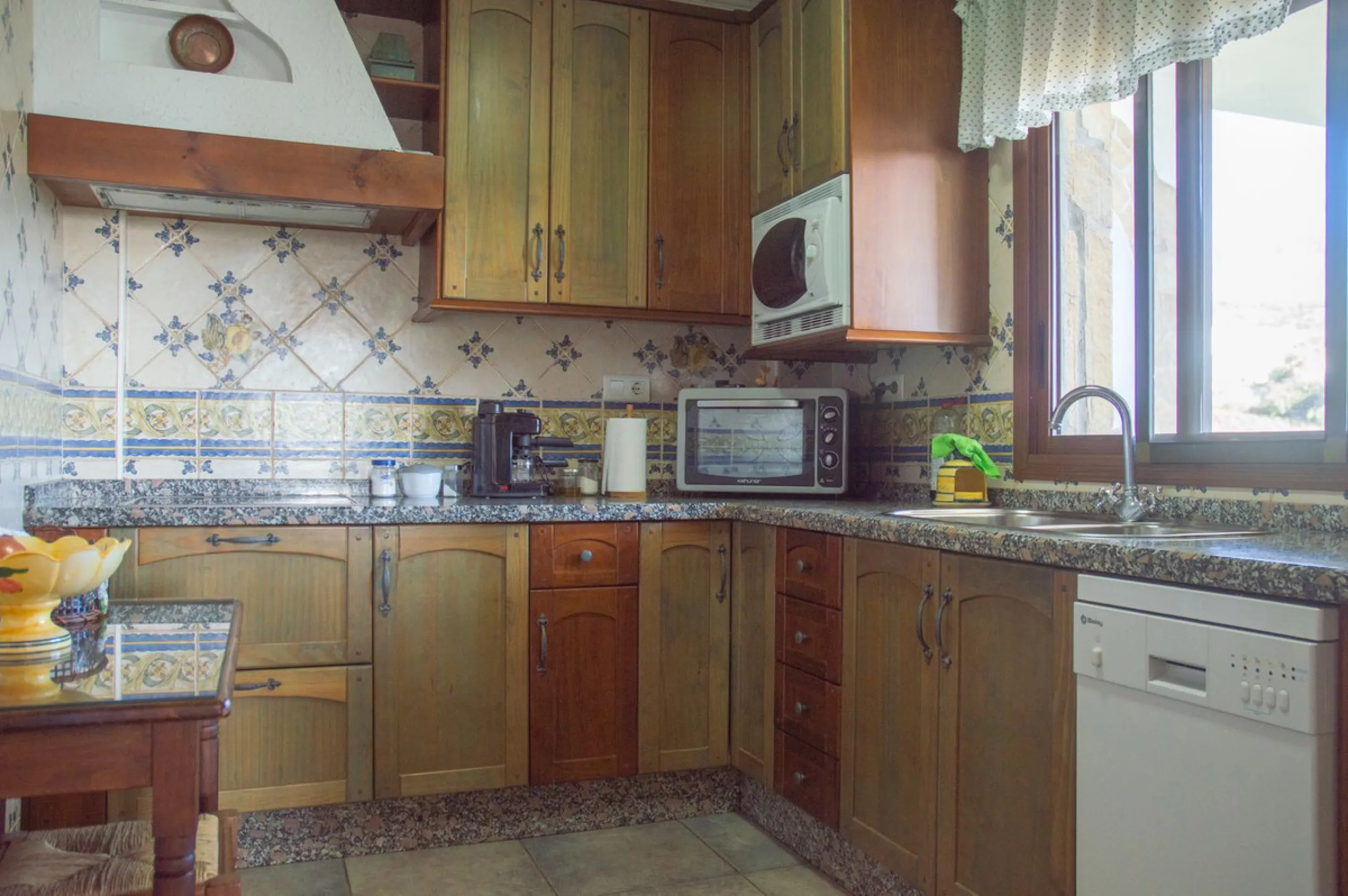 Charming Country Villa with Two Independent Homes, Private Pools & Stunning Views – Frigiliana