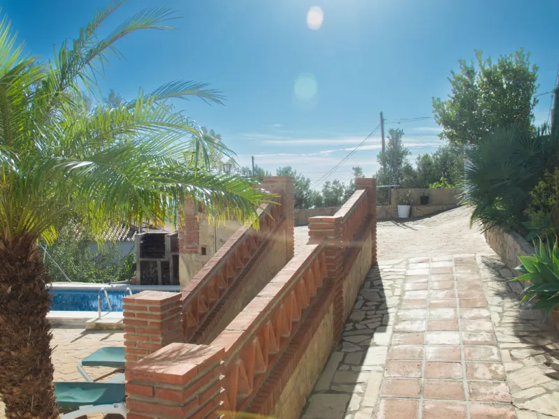 Charming Country Villa with Two Independent Homes, Private Pools & Stunning Views – Frigiliana