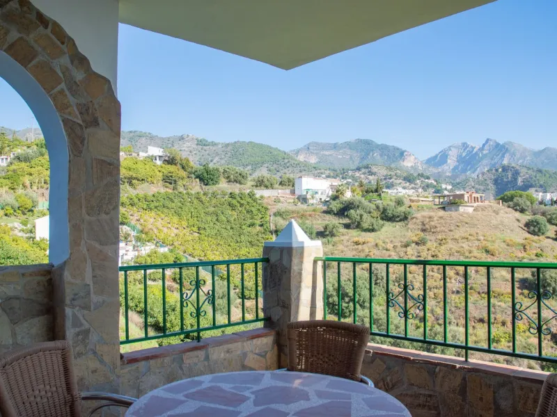 Charming Country Villa with Two Independent Homes, Private Pools & Stunning Views – Frigiliana