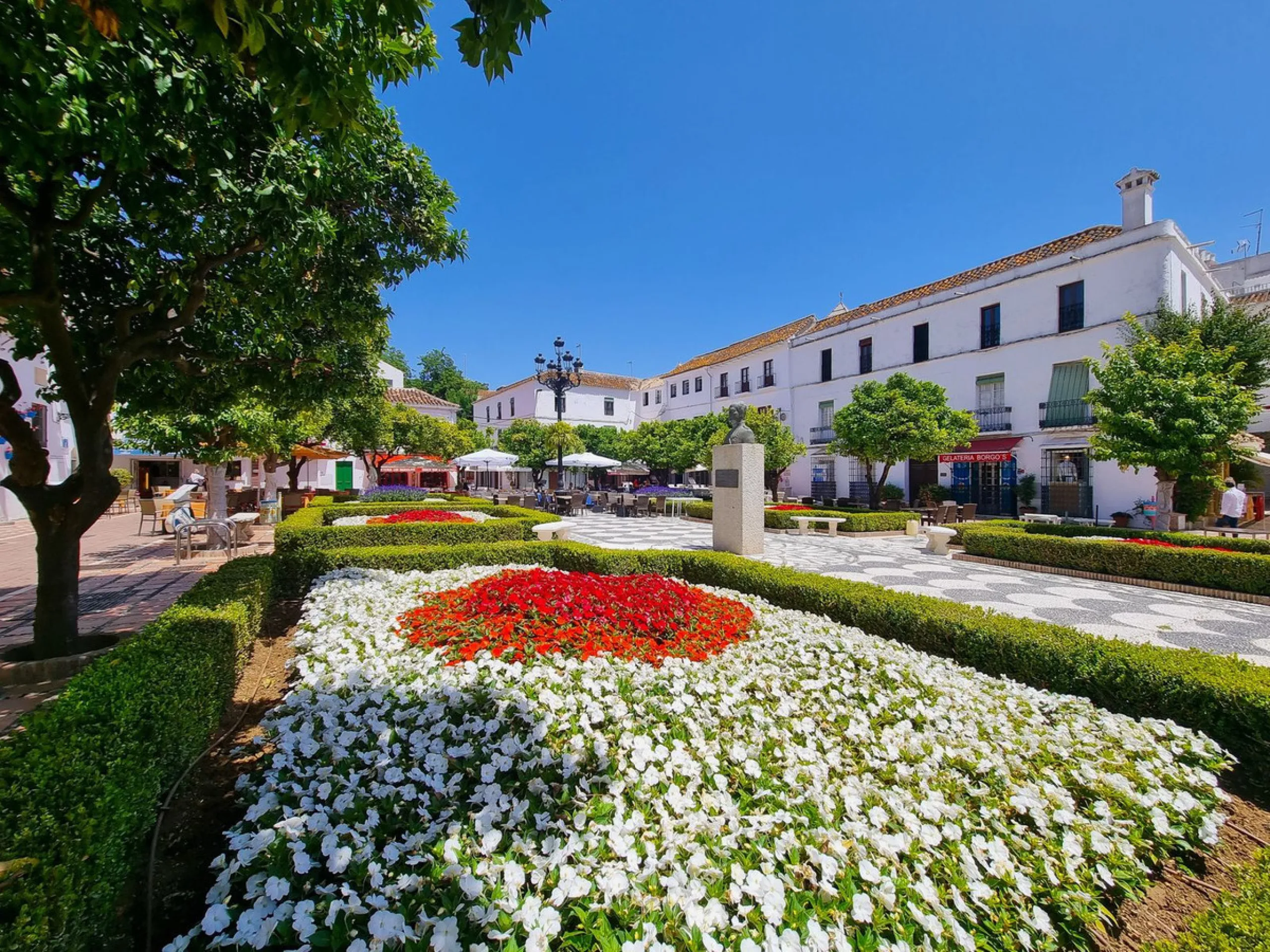 Classic Spanish Style Penthouse Duplex in the Heart of Marbella