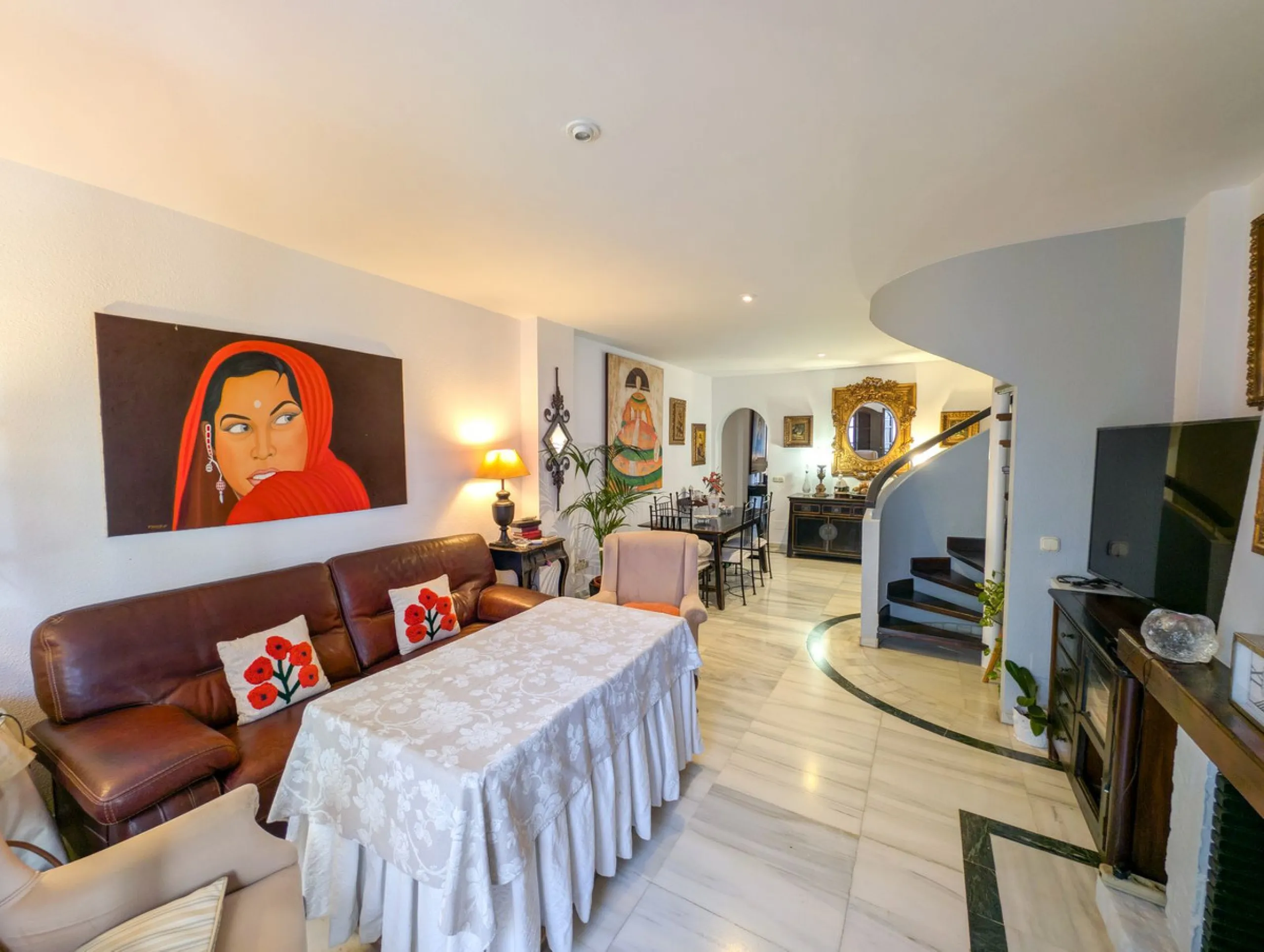 Classic Spanish Style Penthouse Duplex in the Heart of Marbella