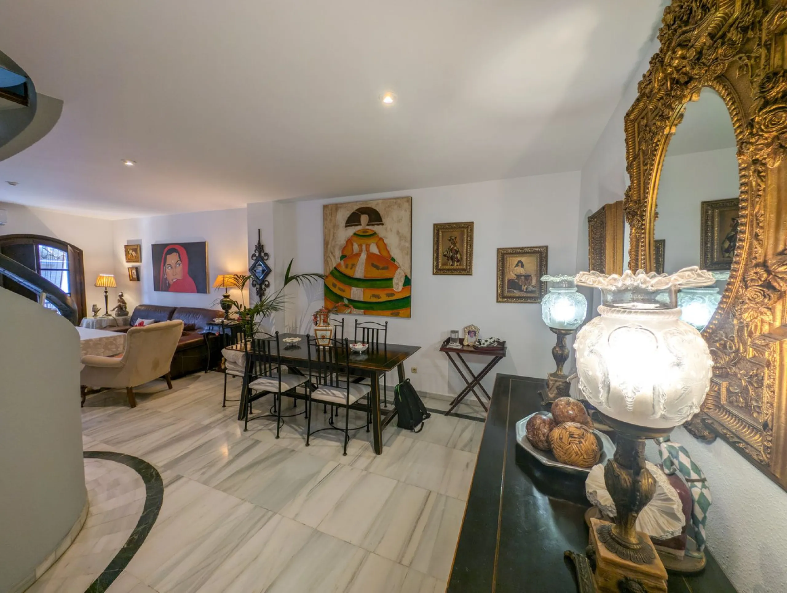 Classic Spanish Style Penthouse Duplex in the Heart of Marbella