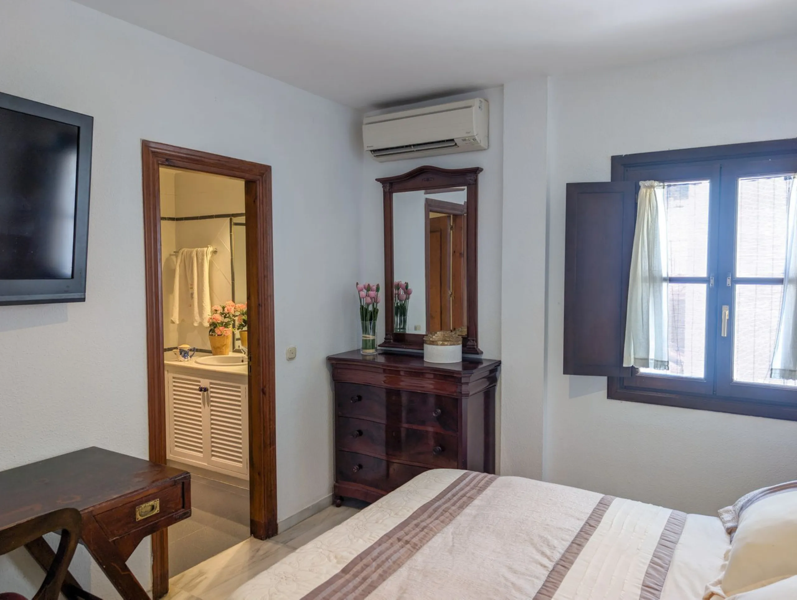 Classic Spanish Style Penthouse Duplex in the Heart of Marbella
