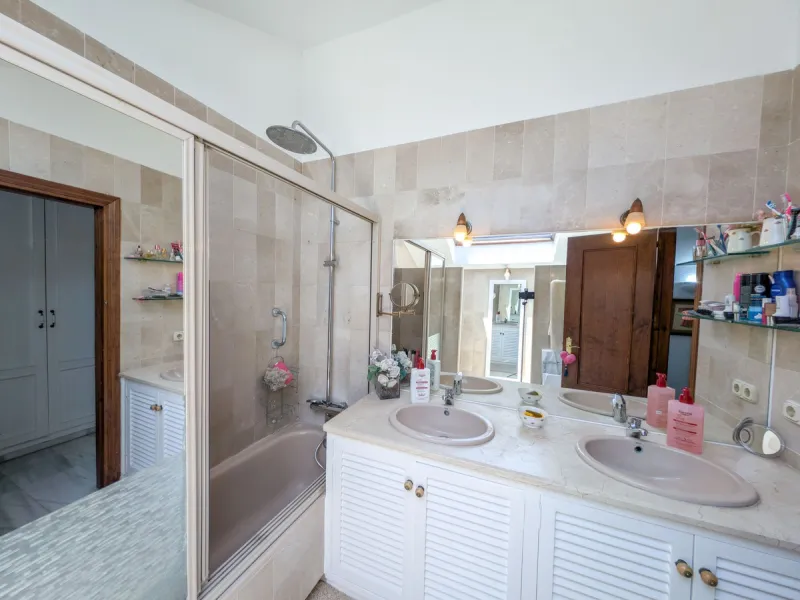 Classic Spanish Style Penthouse Duplex in the Heart of Marbella