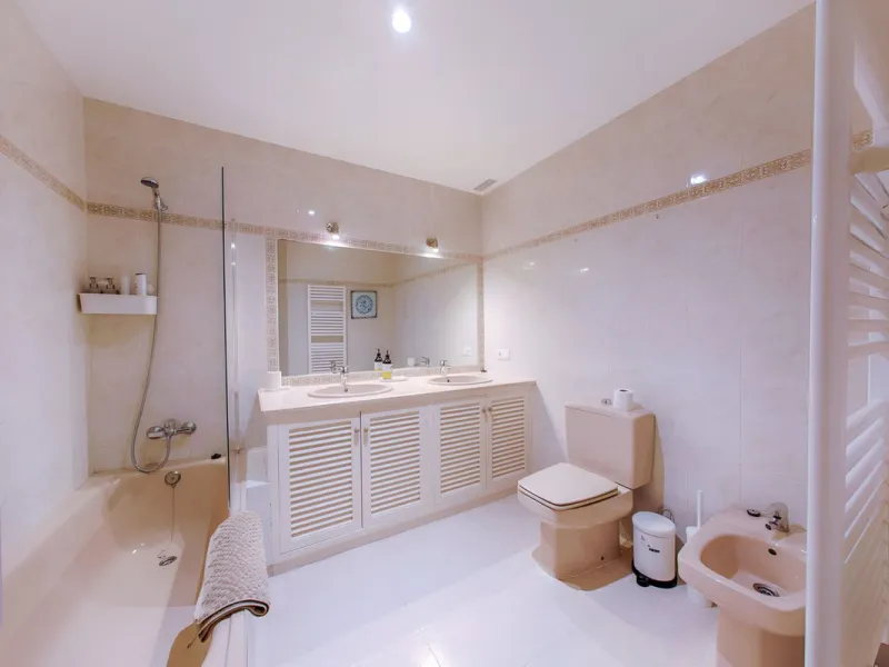 Classic Spanish Style Penthouse Duplex in the Heart of Marbella