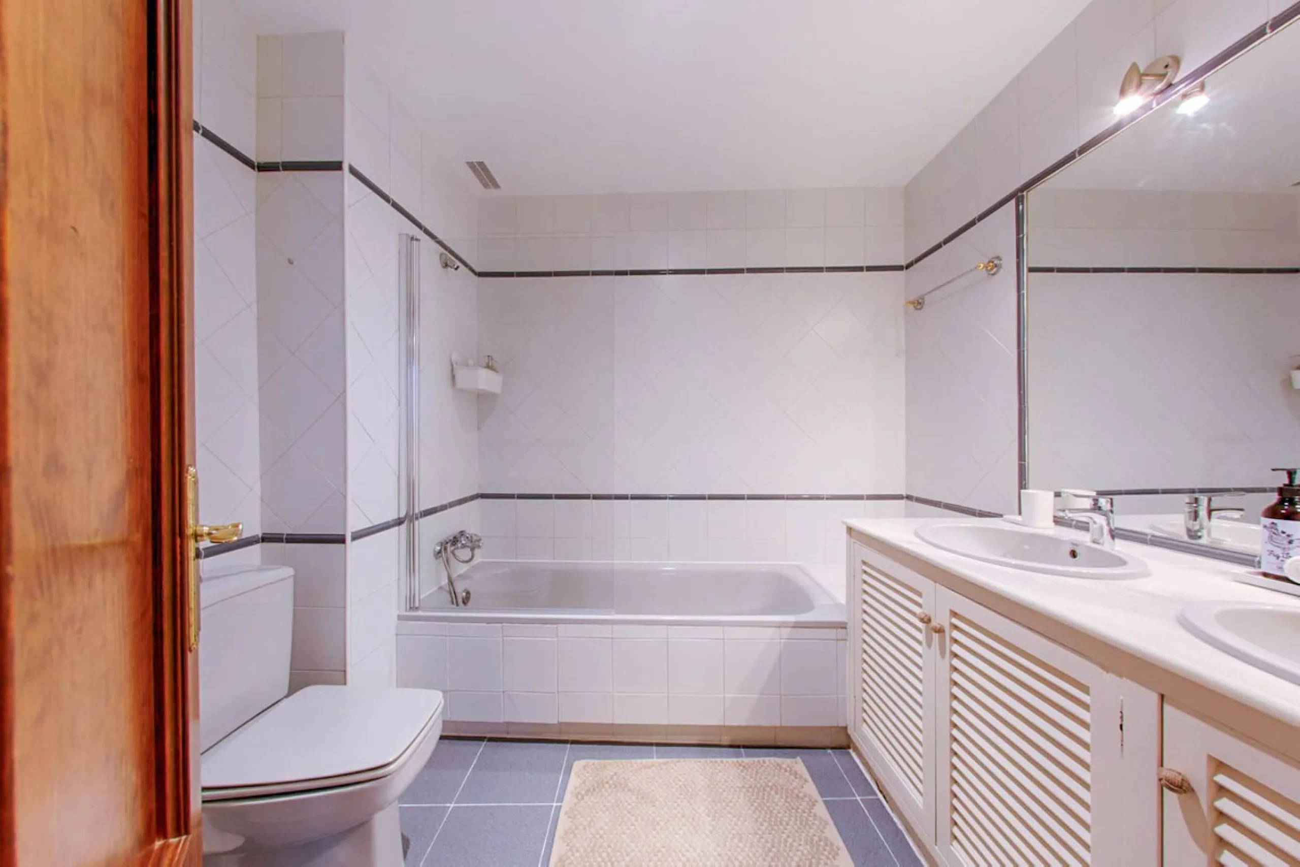 Classic Spanish Style Penthouse Duplex in the Heart of Marbella