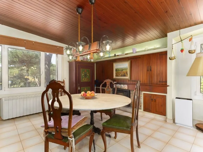 Charming Mediterranean Villa with Pool and Privacy in Calella de Palafrugell