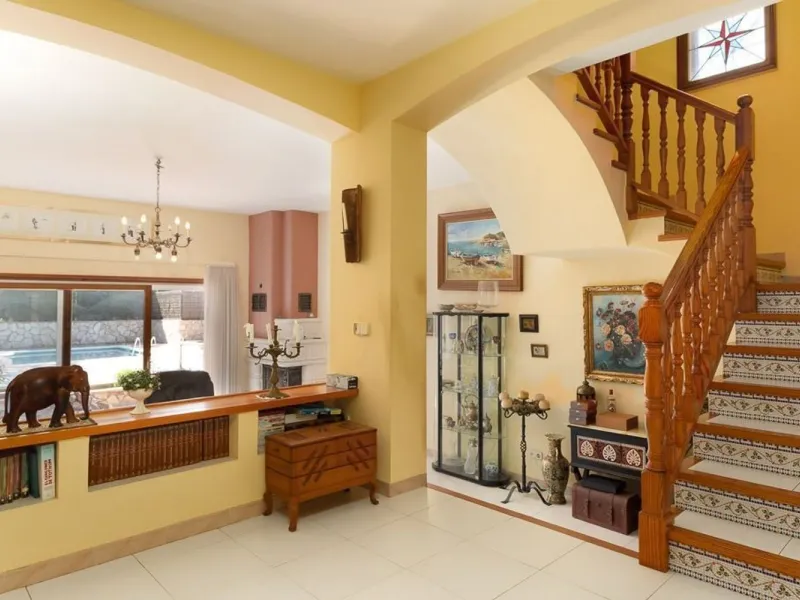Charming Mediterranean Villa with Pool and Privacy in Calella de Palafrugell