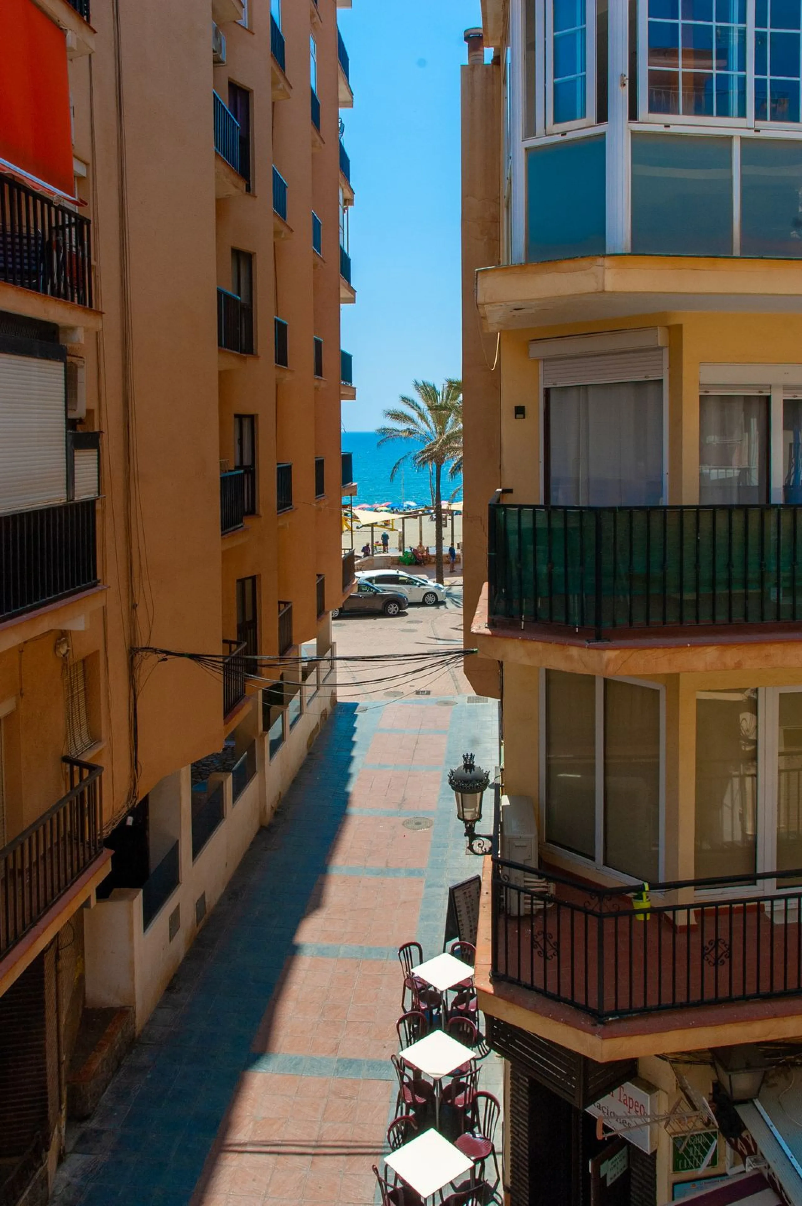 Opportunity on the Costa del Sol! Charming Renovated Apartment with Sea Views in Fuengirola