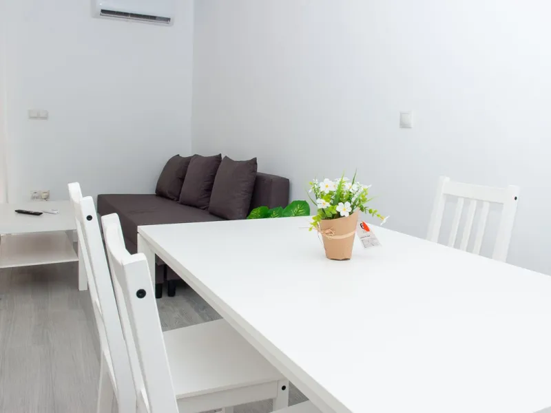 Opportunity on the Costa del Sol! Charming Renovated Apartment with Sea Views in Fuengirola