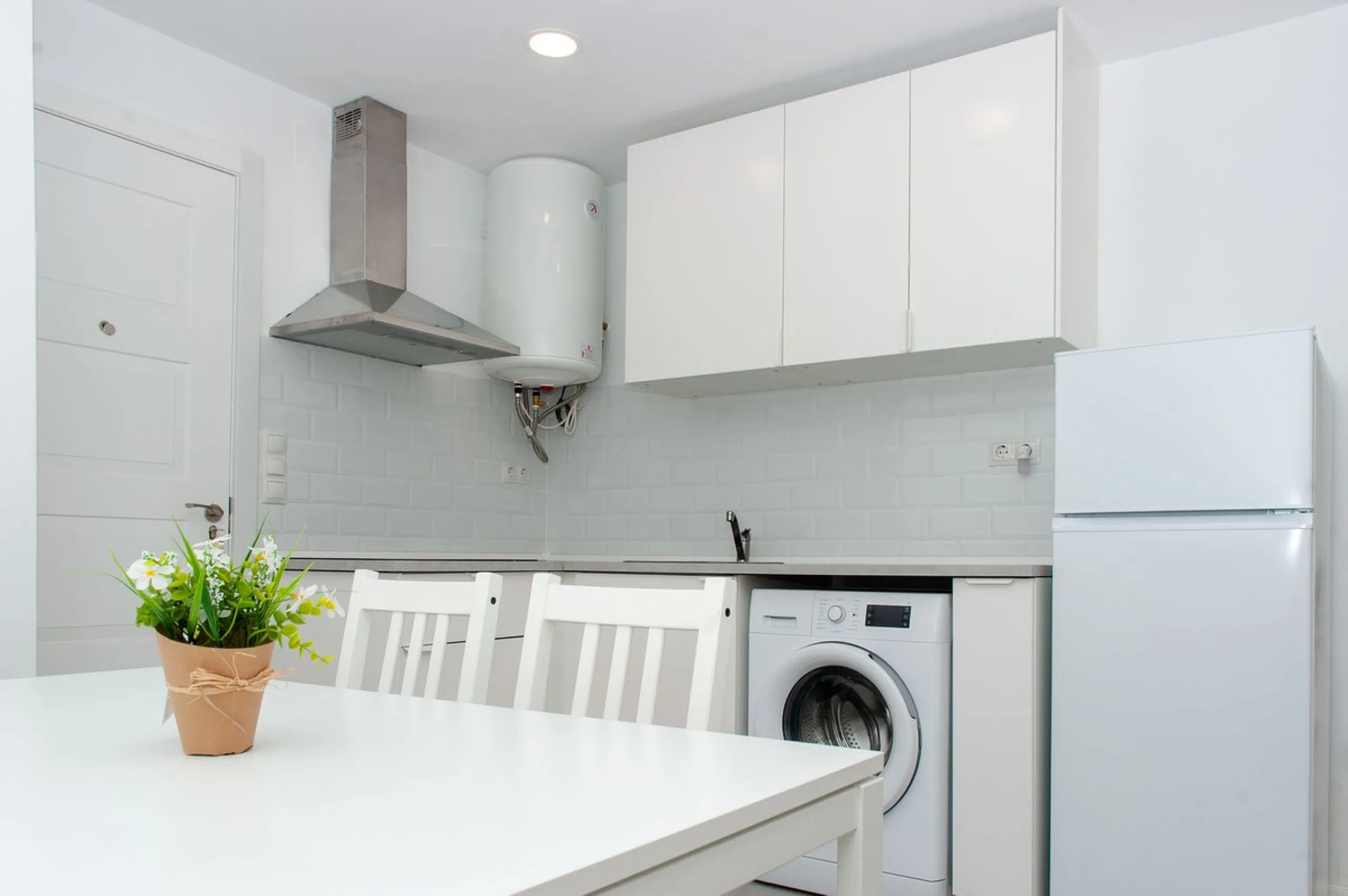 Opportunity on the Costa del Sol! Charming Renovated Apartment with Sea Views in Fuengirola