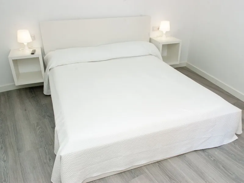Opportunity on the Costa del Sol! Charming Renovated Apartment with Sea Views in Fuengirola