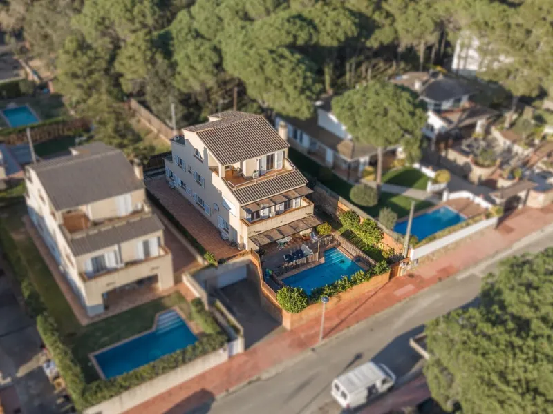 Mediterranean Villa with Pool Next to the Forest and Beaches of Calella de Palafrugell