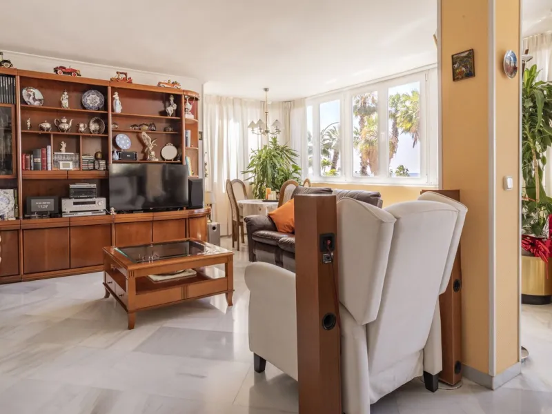 Apartment - Middle Floor Apartment в продаже в Málaga, Málaga. В доме 4 спален и 4 ванных комнат. Площадь дома 221 м²