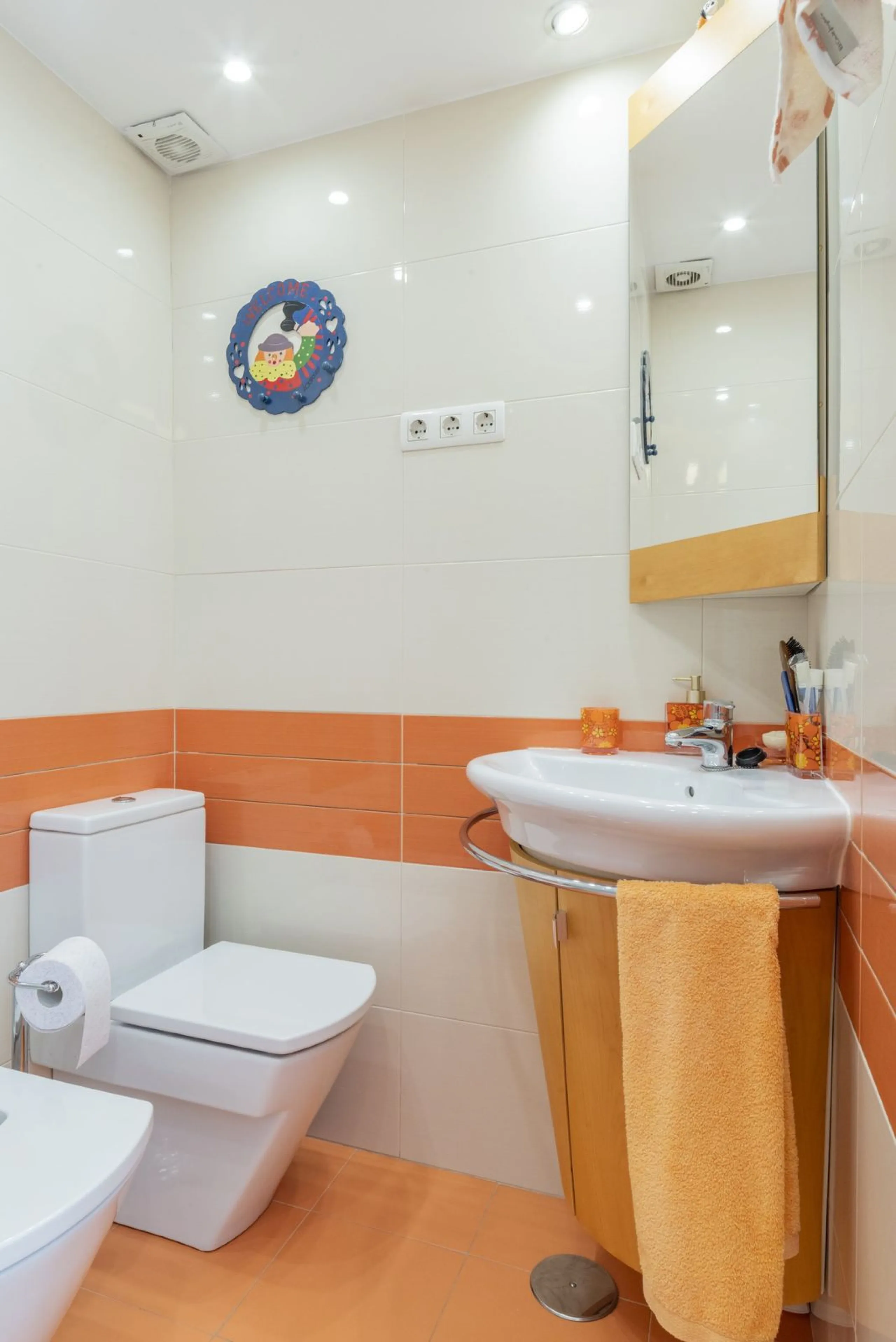 Apartment - Middle Floor Apartment в продаже в Málaga, Málaga. В доме 4 спален и 4 ванных комнат. Площадь дома 221 м²