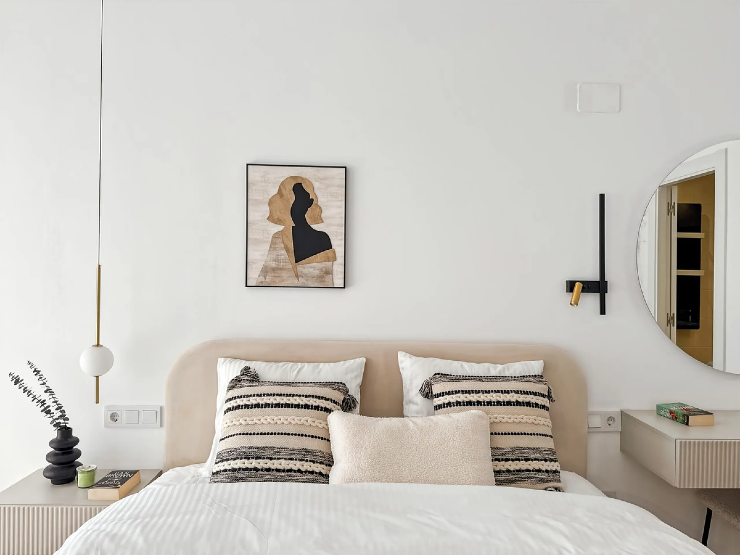 Apartment - Middle Floor Apartment в продаже в Málaga, Málaga. В доме 2 спален и 2 ванных комнат. Площадь дома 72 м²