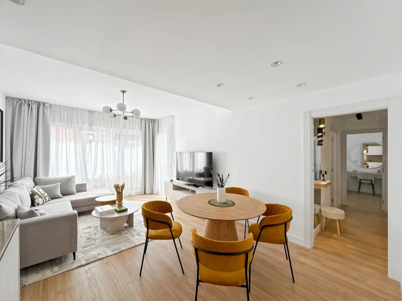 Apartment - Middle Floor Apartment в продаже в Málaga, Málaga. В доме 2 спален и 2 ванных комнат. Площадь дома 72 м²